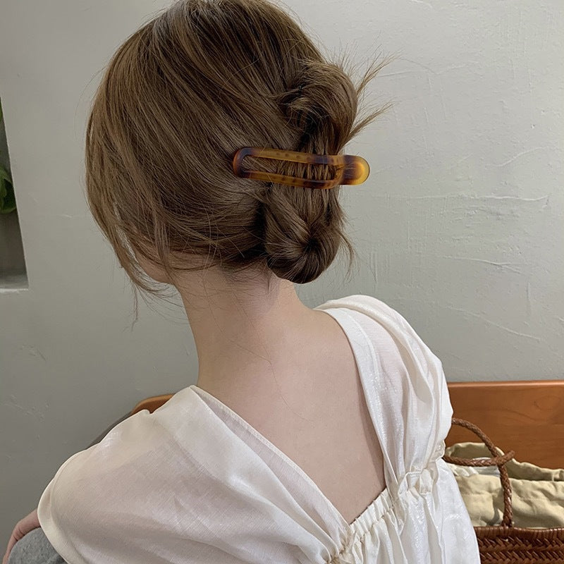 Duckbilled Design Hair Accessories