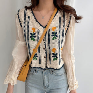 Embroidered Flowers Knitted Stitching Shirt